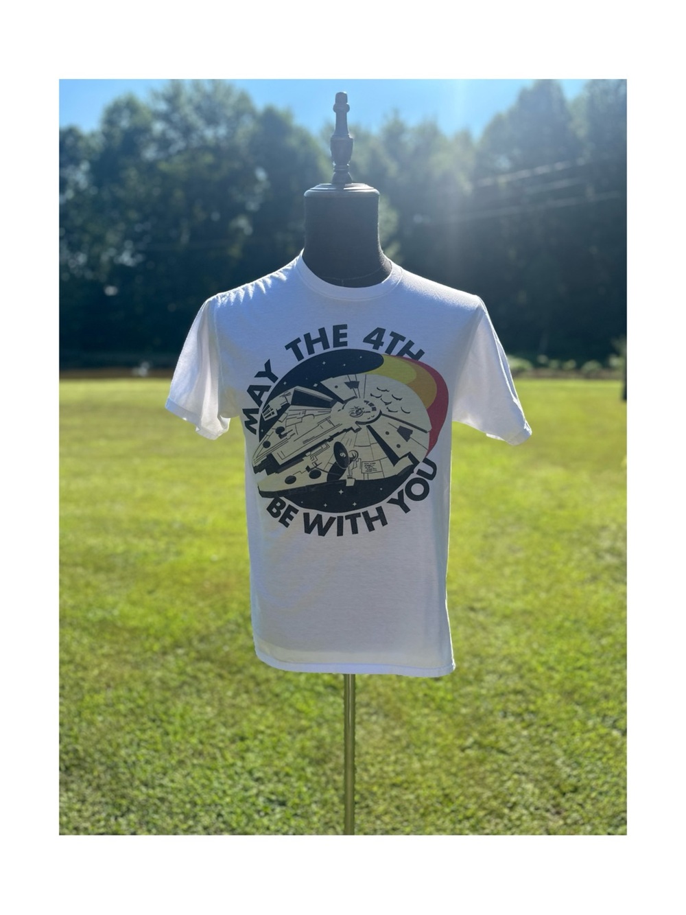 Star Wars White 'May the 4th Be With You' Graphic Tee Size Medium